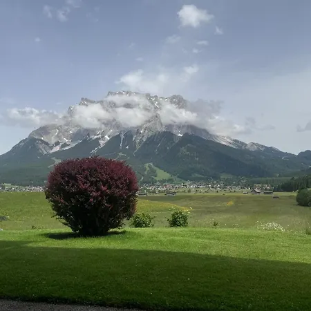 - Tirol - * Lermoos